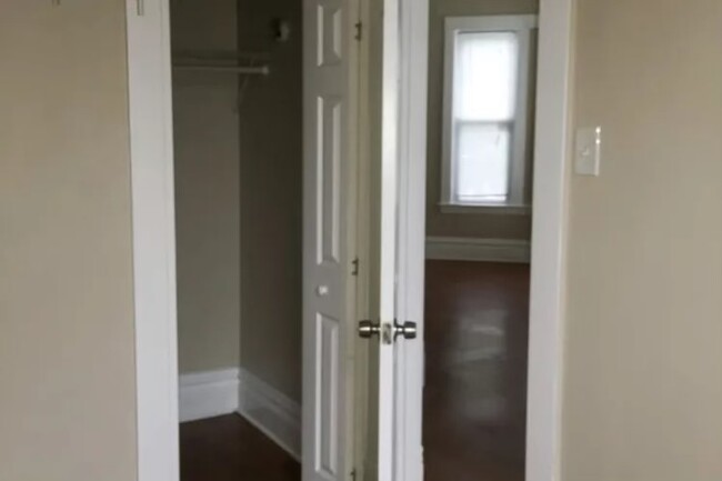 Bedroom - 11845 S Union Ave