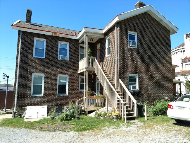 Rear entrance (2nd flr) - 14 N Jackson Ave