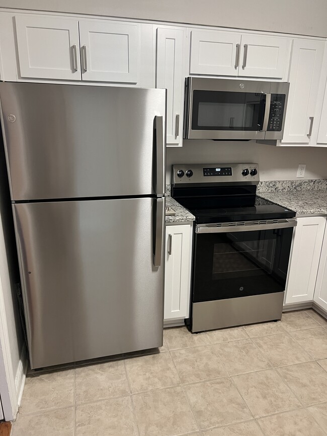 Renovated kitchen - 4820 Hampden Ln