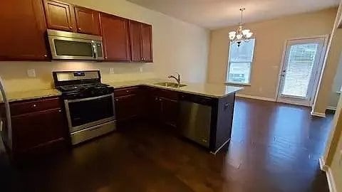 Building Photo - 3524 Castleberry Village Cir