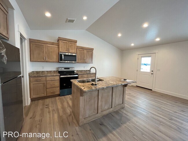 Building Photo - 3 br, 2 bath House - 3691 Cherry Ln.