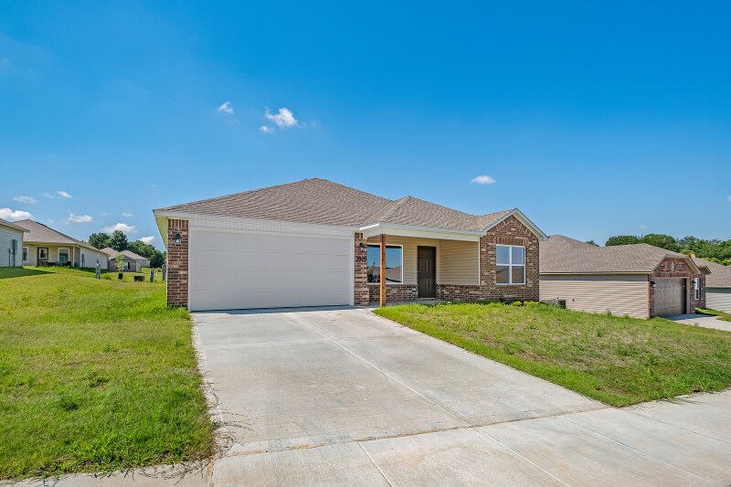 Primary Photo - 2929 W McLaren Dr