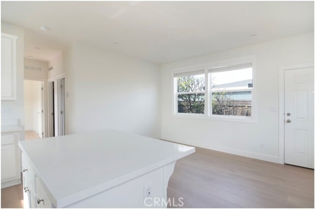 Foto del edificio - 690 N Grand St