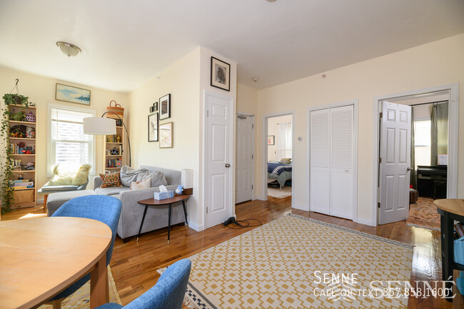 Foto del edificio - Spacious 2-Bedroom in Inman Square – Avail...