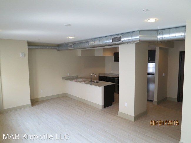 Building Photo - 1 br, 1 bath Apartment - 603 Main Street