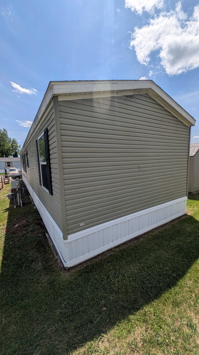 Foto del edificio - 9358 White Pine Ct