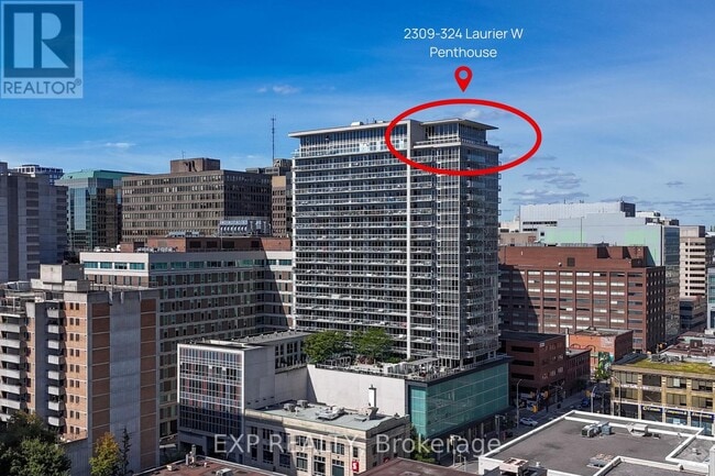 Photo du bâtiment - 324 Laurier Ave W