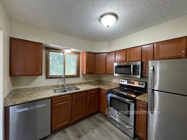 Building Photo - 1260 Dunberry Ln
