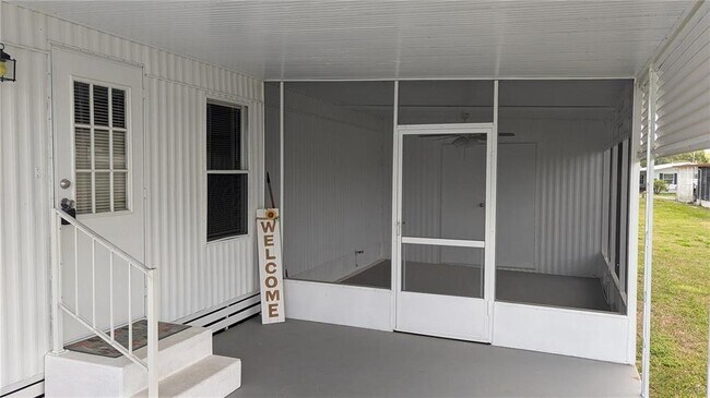 Foto del edificio - 39518 Sterling Dr