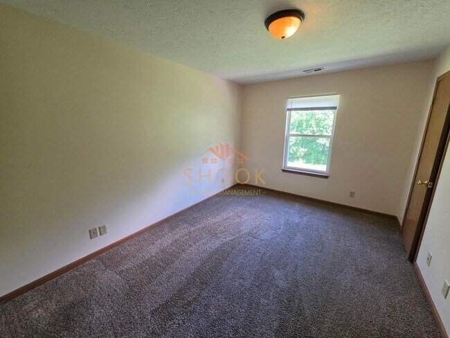 Foto del edificio - 2817/2819 Plaza Ln