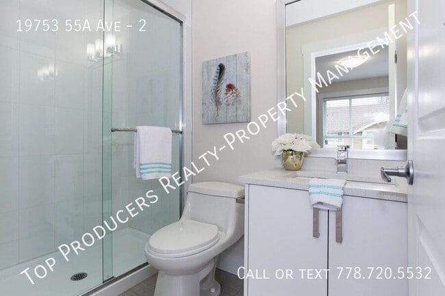 Building Photo - Beautiful 2 Bedroom Townhouse