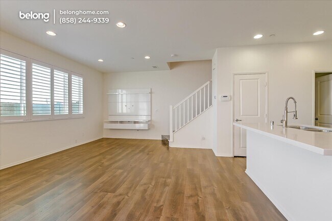 Building Photo - 5493 San Roberto