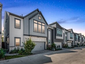 Building Photo - 16011 Mason Run Dr