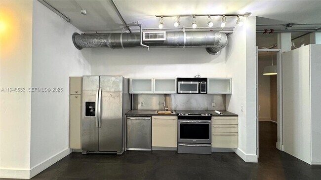 Foto del edificio - 1700 Meridian Ave