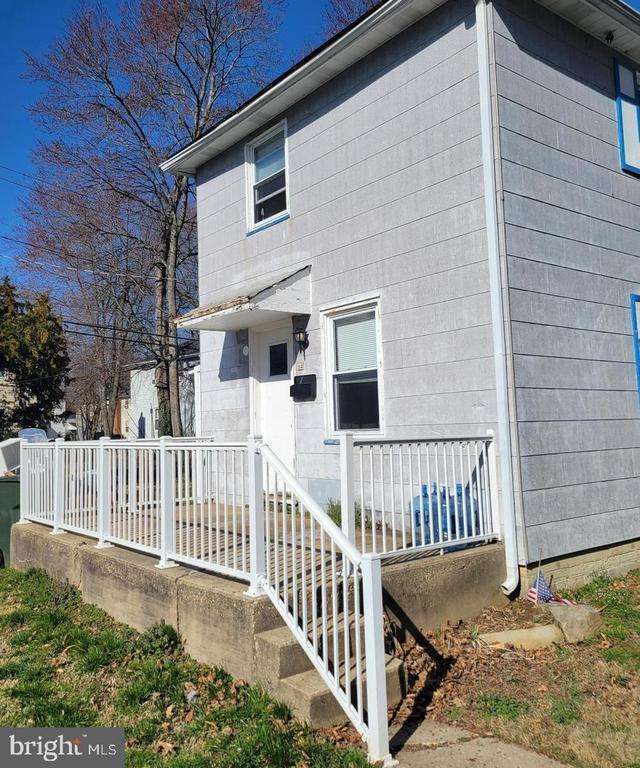 Primary Photo - 10-12 Washington St