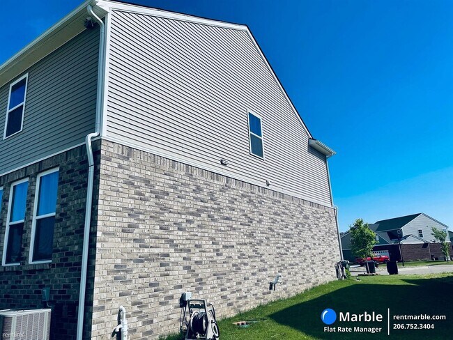 Foto del edificio - 4 br, 2.5 bath House - 7799 Ryder