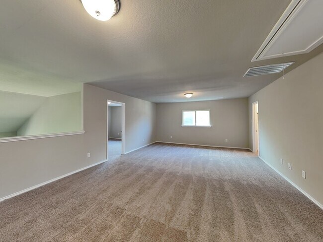 Foto del edificio - 9013 Horse Herd Dr