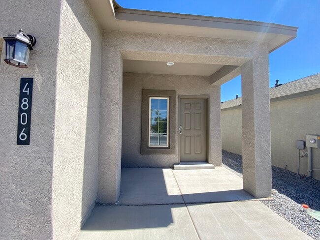 Building Photo - 4806 Mount Salas St NE