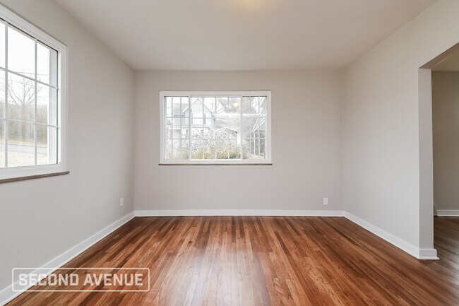 Building Photo - 2708 5th ST