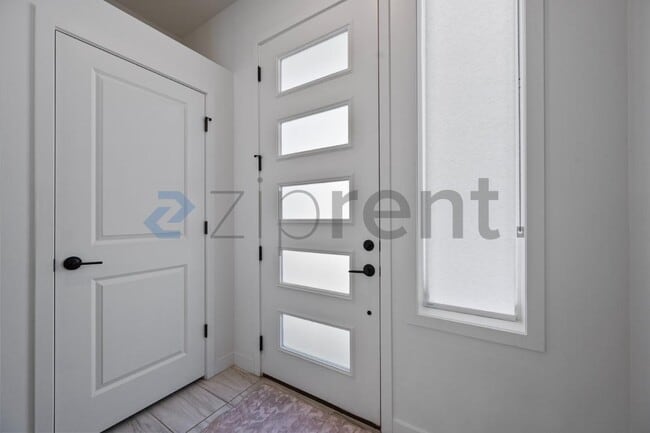 Foto del edificio - 4249 Bromwell Ct