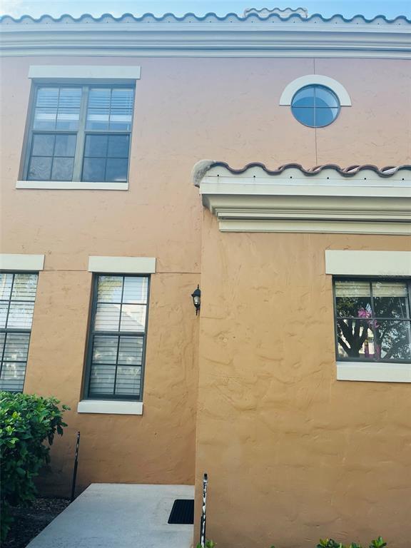 Building Photo - 730 Siena Palm Dr