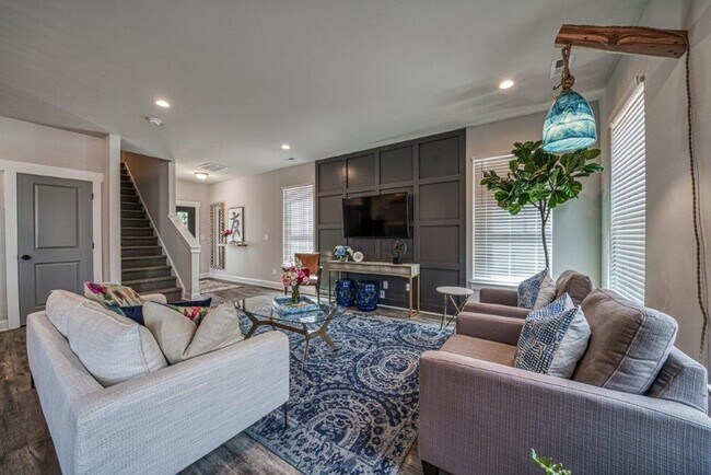 Foto del edificio - SKYE SINGLE FAMILY HOME