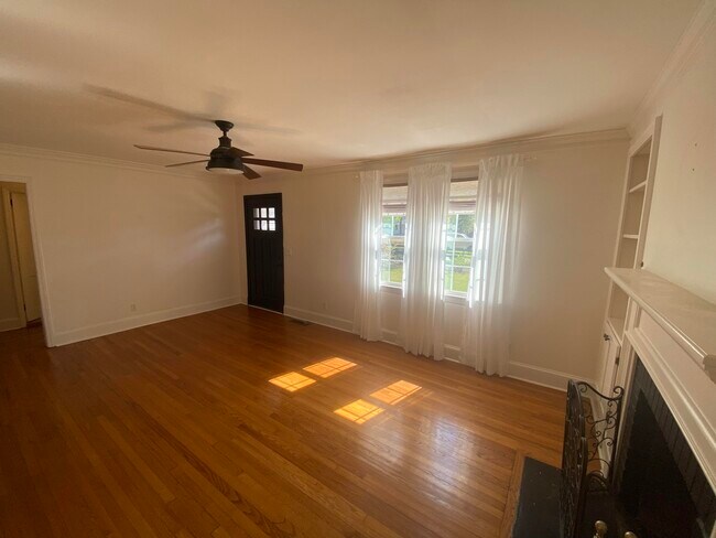 Foto del edificio - 337 E Boundary Ave SE