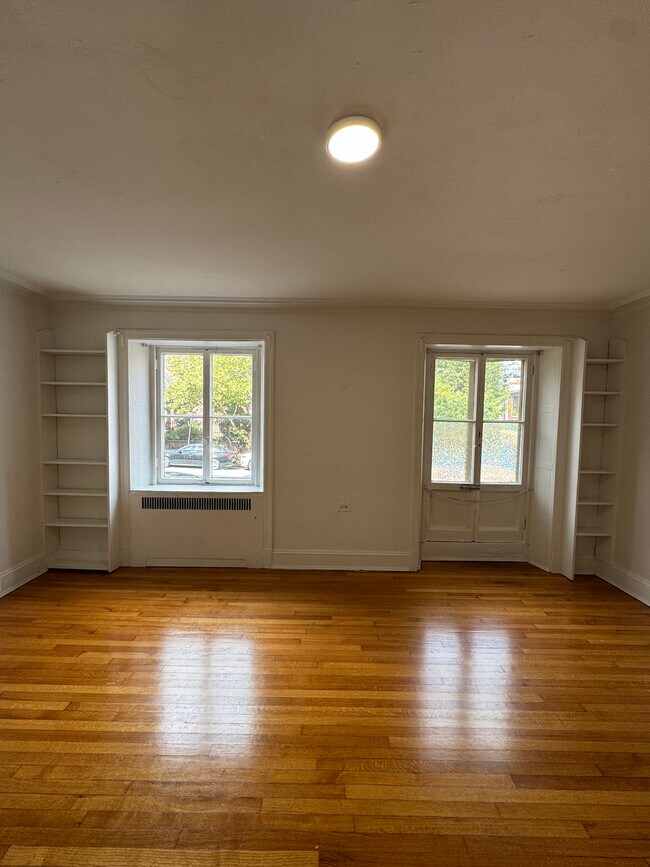 Apartamento 1A - 107 W Monument St