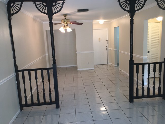 Foto del edificio - 4610 W Gray St