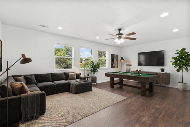 Foto del edificio - 821 Westwood Ct