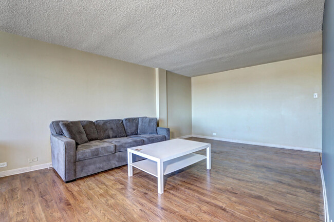 Building Photo - 2225 Buchtel Blvd S