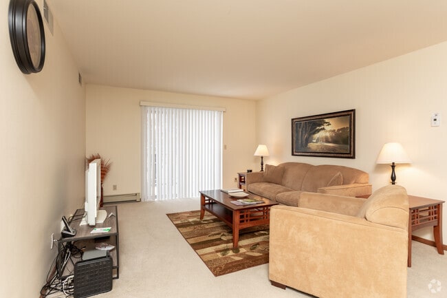 2BR, 2BA - C - Meadowridge Apartments