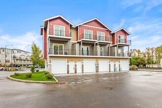 Building Photo - 2015 Salem Loop