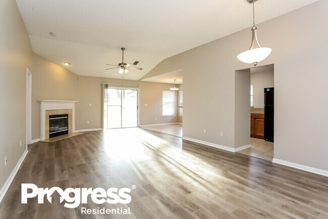 Foto del edificio - 6538 Blue Leaf Ln