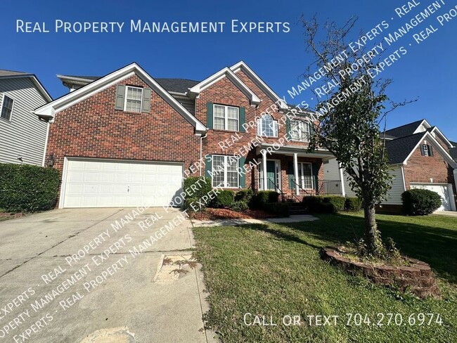 Building Photo - Charming 4BR/2.5BA Home in Charlotte!