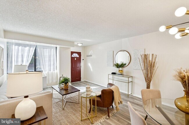 Foto del edificio - 1245 13th St NW