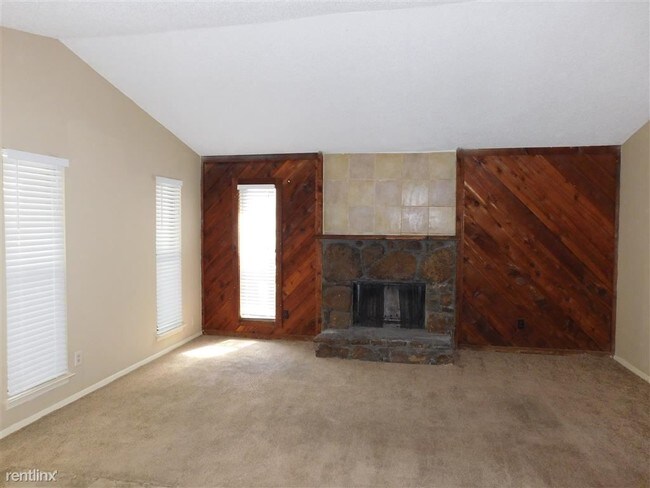 Building Photo - 3 br, 2 bath House - 6362 Golden Park Dr