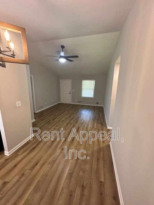 1914 Suwanee Terrace NW, Lawrenceville, GA 30043 House Rental in