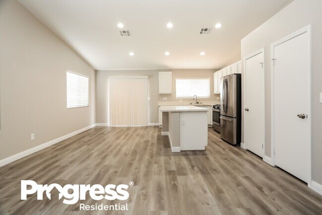 Building Photo - 6026 Kitamaya St