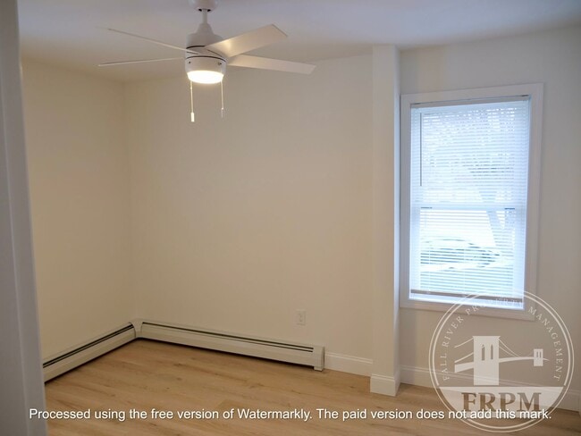 Building Photo - 99 Orange St