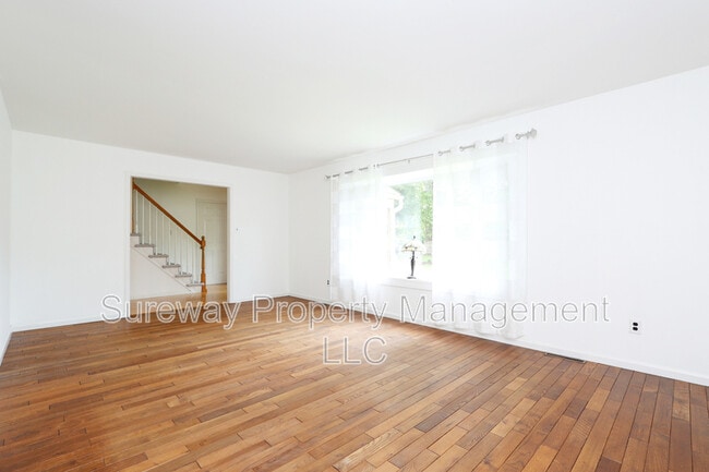 Building Photo - 276 Highland Ave