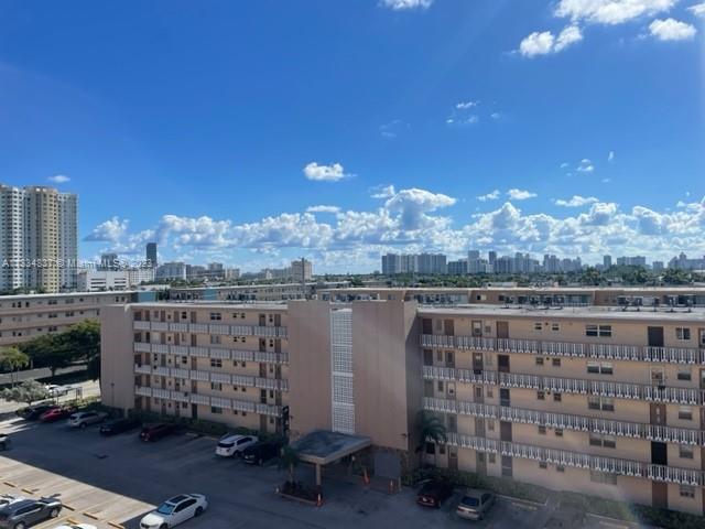 Foto del edificio - 301 NE 14th Ave