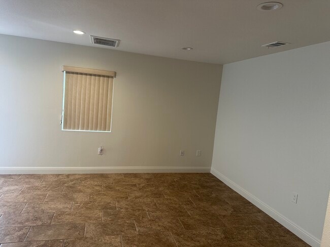 Building Photo - 1711 Firethorne Plz