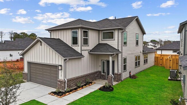 Foto del edificio - 1712 Greendale Dr
