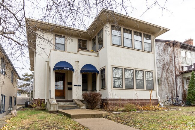 Building Photo - 5005 Oliver Ave S