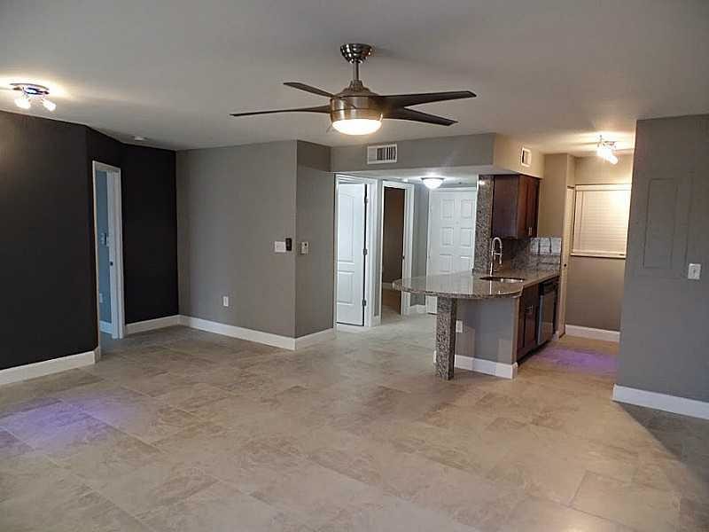 Foto principal - 2810 N Oakland Forest Dr