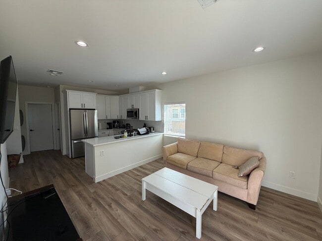 Foto del edificio - Newly Built in 2025!  4BD/2BA