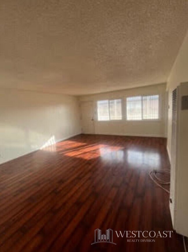 Foto del edificio - 1041 W Reeve St