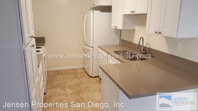 Building Photo - 3 br, 2 bath House - 8113 Calle Fanita Dr
