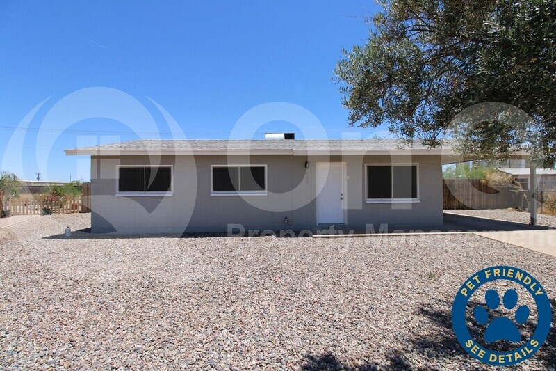 Primary Photo - 1300 W Lily Pl